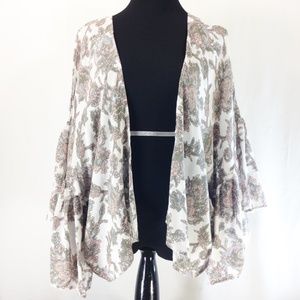 NWT Universal Thread Goods Co Kimono OS